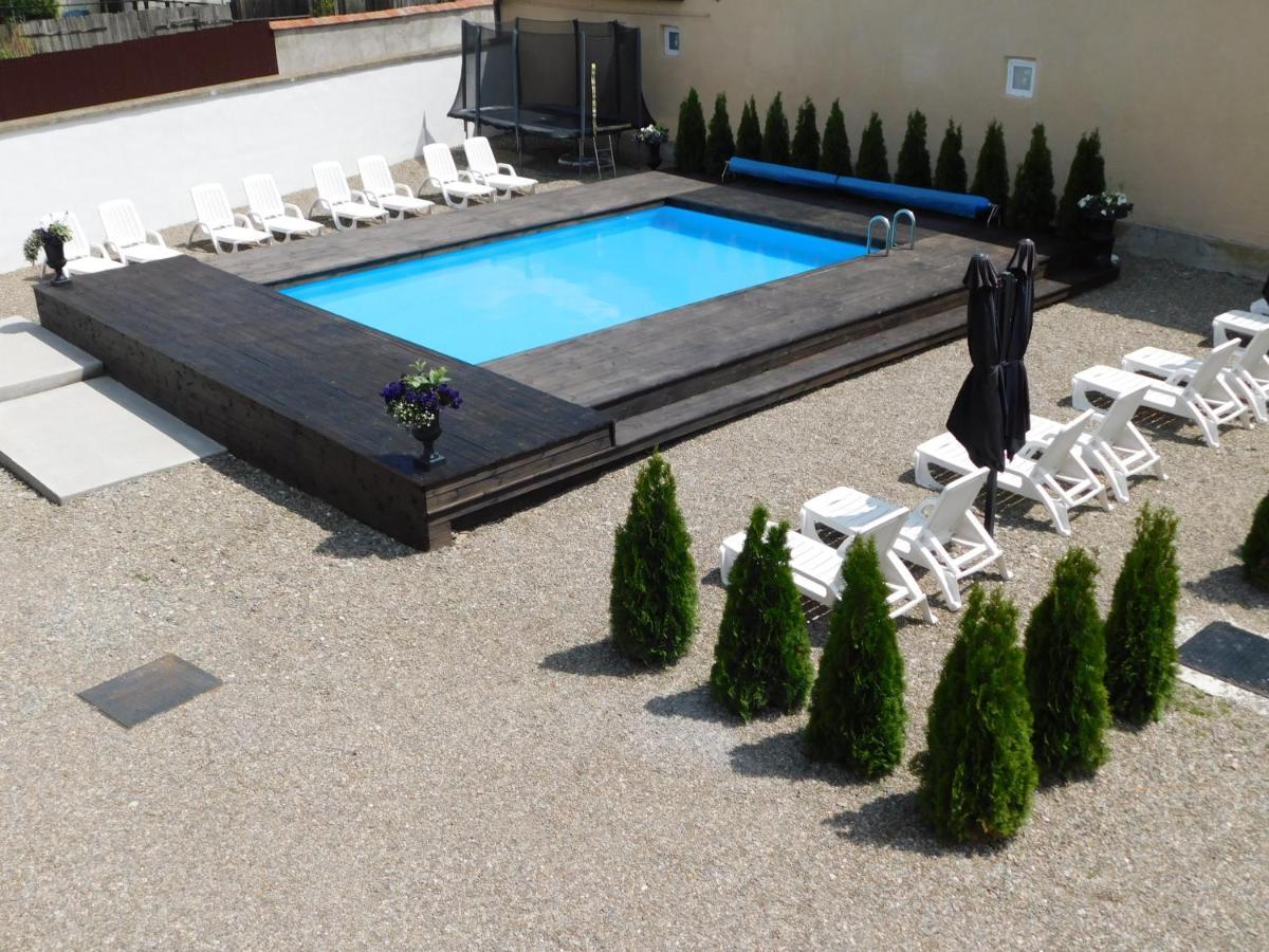 Mountain Vista Suites Zărneşti 외부 사진