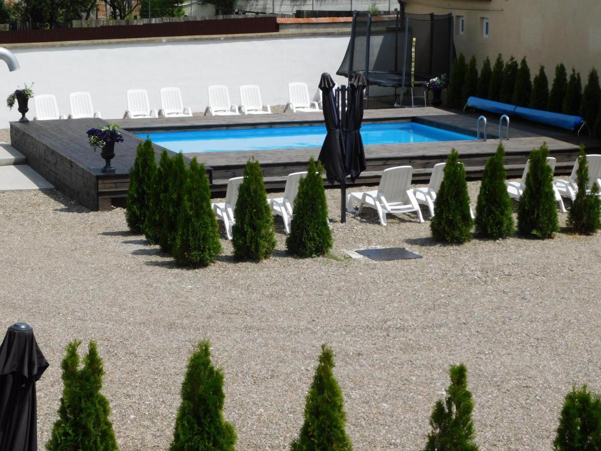 Mountain Vista Suites Zărneşti 외부 사진