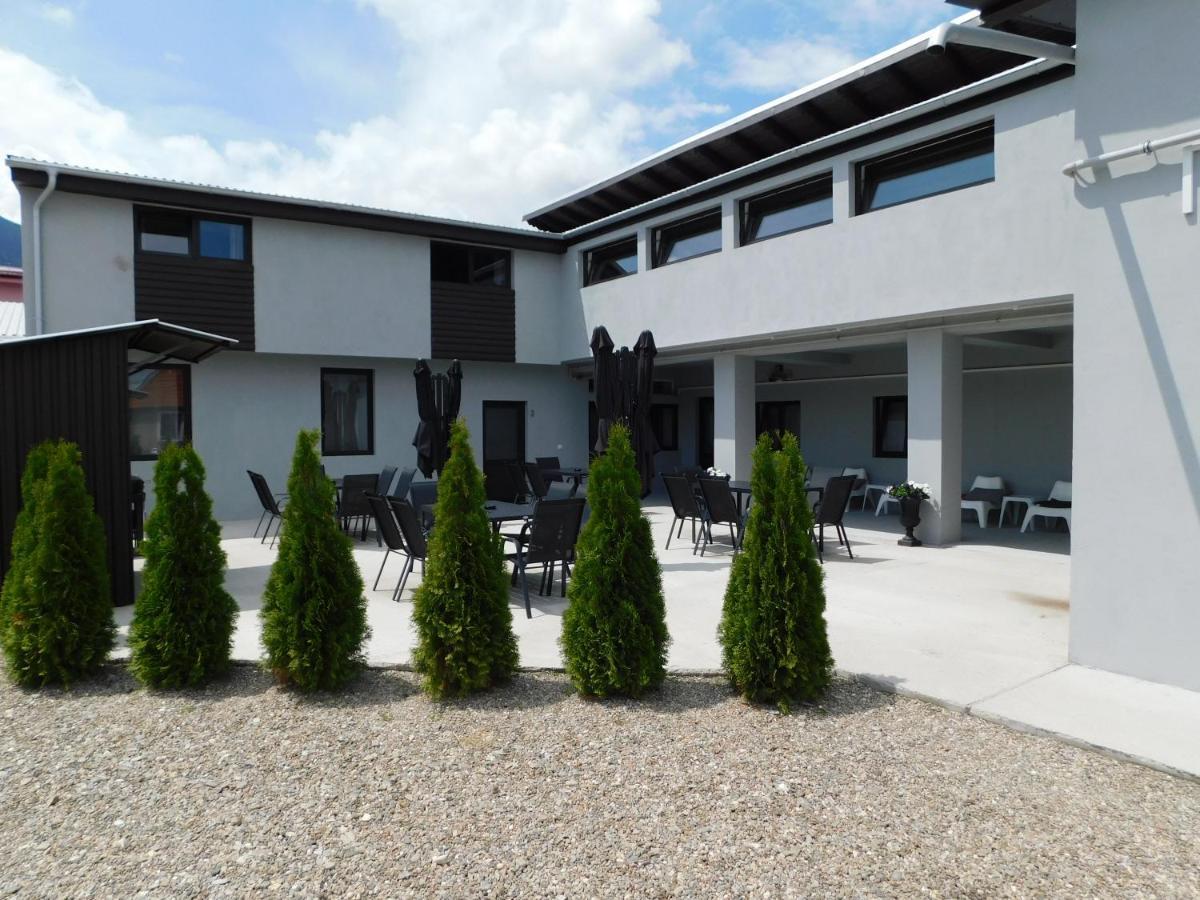 Mountain Vista Suites Zărneşti 외부 사진