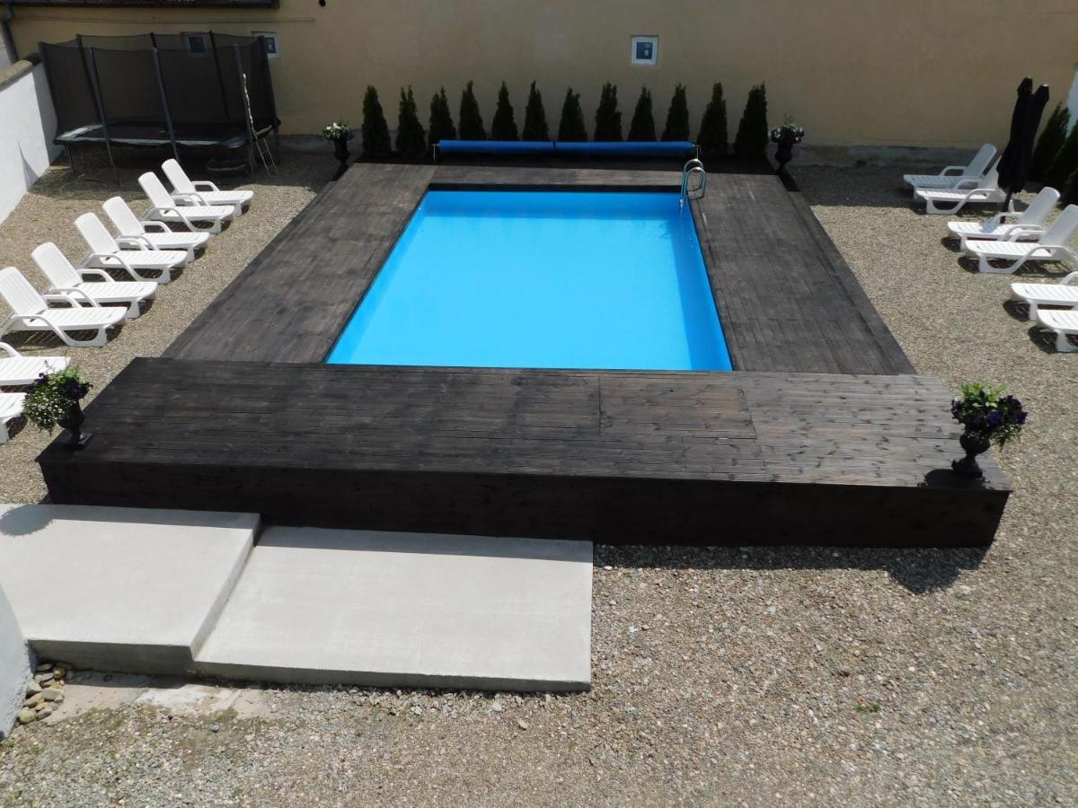 Mountain Vista Suites Zărneşti 외부 사진